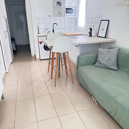 Mimosas Apartment *